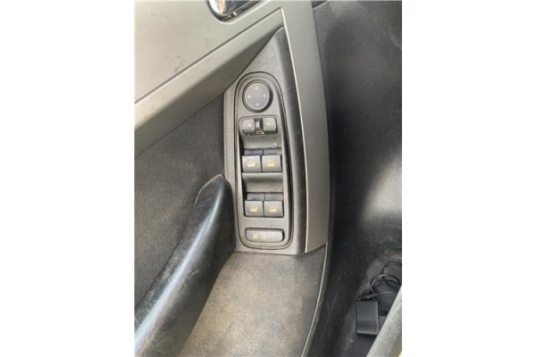 Recambio de mando elevalunas delantero izquierdo para citroen c4 picasso 1.6 hdi referencia OEM IAM 6554YH  