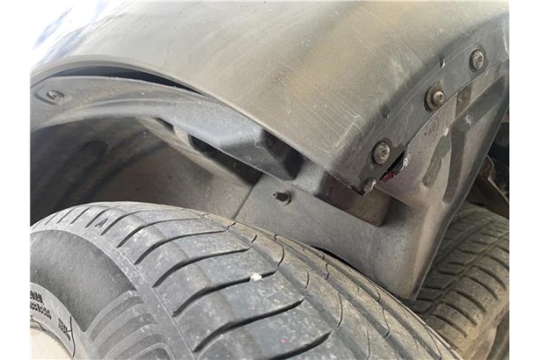 Recambio de pase rueda trasero izquierdo para citroen c4 picasso 1.6 hdi referencia OEM IAM 8529YJ  