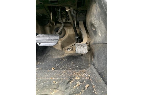 Recambio de pedal acelerador para citroen c4 picasso 1.6 hdi referencia OEM IAM 1601S3  