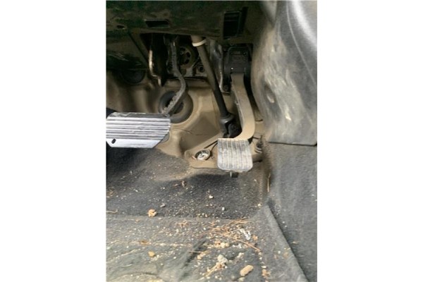 Recambio de pedal acelerador para citroen c4 picasso 1.6 hdi referencia OEM IAM 1601S3  