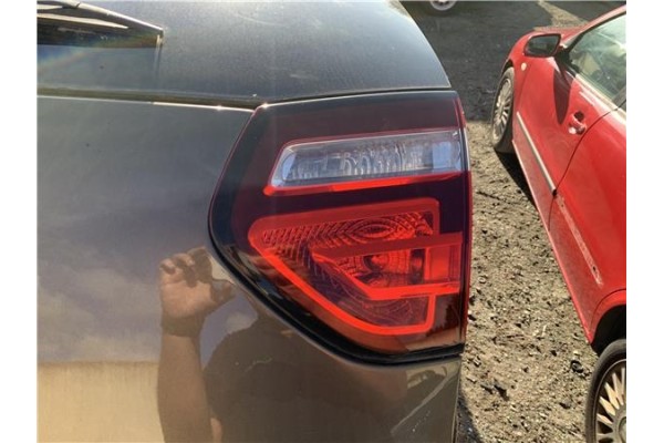 Recambio de piloto porton trasero derecho para citroen c4 picasso 1.6 hdi referencia OEM IAM 6351CC  