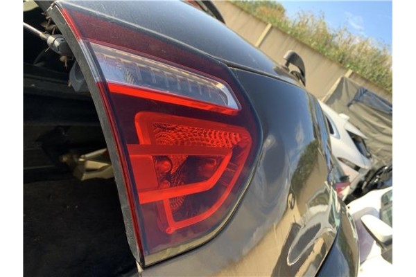 Recambio de piloto porton trasero izquierdo para citroen c4 picasso 1.6 hdi referencia OEM IAM 6350CC  