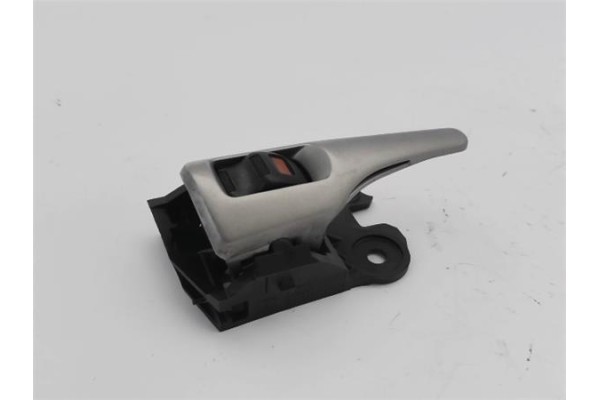 Recambio de manilla int. puerta trasero izquierda para toyota auris (e15) 2.0 d-4d referencia OEM IAM   