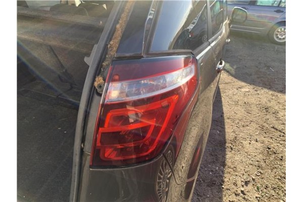 Recambio de piloto trasero derecho para citroen c4 picasso 1.6 hdi referencia OEM IAM 6351CA  