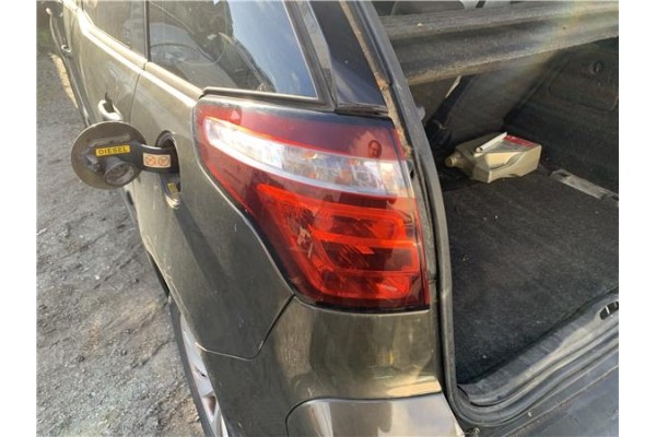 Recambio de piloto trasero izquierdo para citroen c4 picasso 1.6 hdi referencia OEM IAM 6350CA  