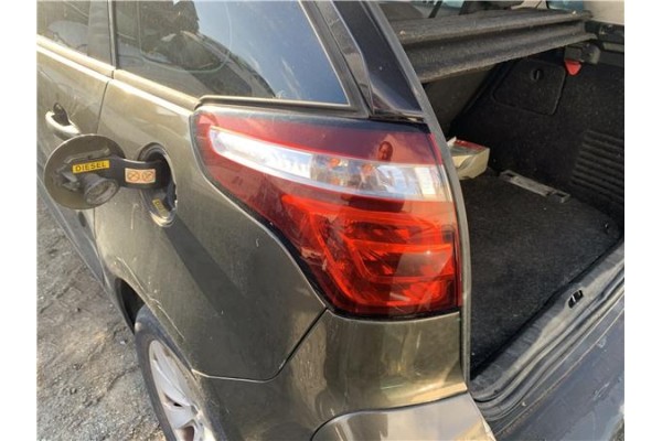 Recambio de piloto trasero izquierdo para citroen c4 picasso 1.6 hdi referencia OEM IAM 6350CA  