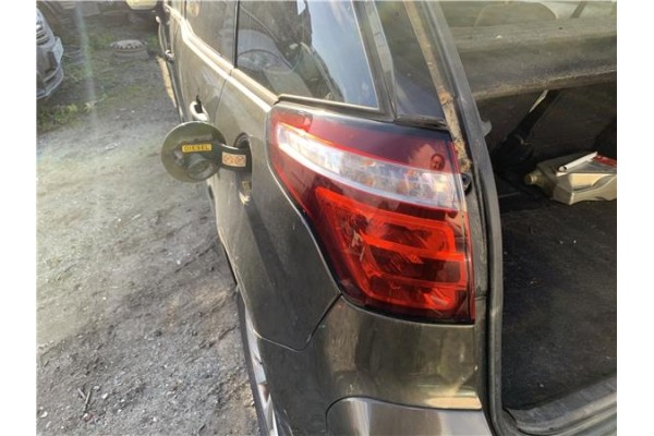 Recambio de piloto trasero izquierdo para citroen c4 picasso 1.6 hdi referencia OEM IAM 6350CA  