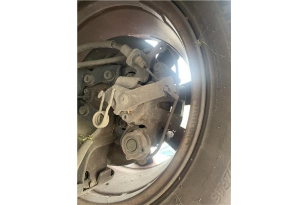 Recambio de pinza freno trasero derecha para citroen c4 picasso 1.6 hdi referencia OEM IAM 2057284110 4400T8 
