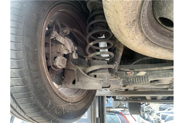 Recambio de puente trasero para citroen c4 picasso 1.6 hdi referencia OEM IAM 5148N7  