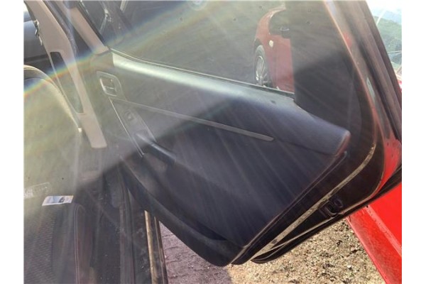 Recambio de puerta trasero derecha para citroen c4 picasso 1.6 hdi referencia OEM IAM 9008P6  