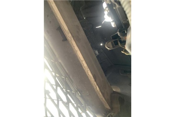Recambio de refuerzo paragolpes para citroen c4 picasso 1.6 hdi referencia OEM IAM 7106E8  
