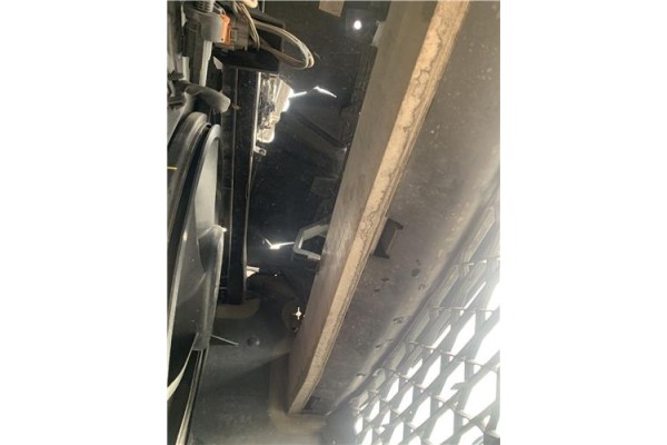 Recambio de refuerzo paragolpes para citroen c4 picasso 1.6 hdi referencia OEM IAM 7106E8  