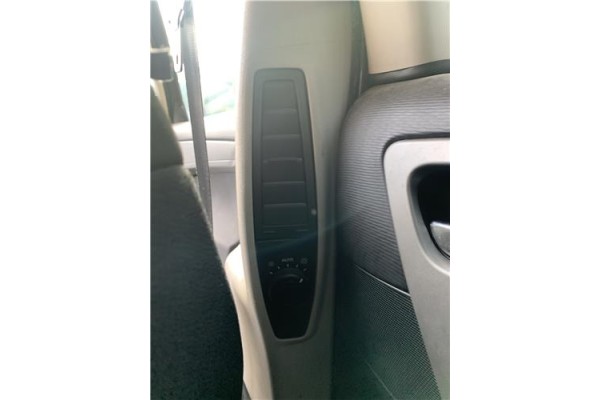 Recambio de rejilla entrada de aire para citroen c4 picasso 1.6 hdi referencia OEM IAM 6451XG  