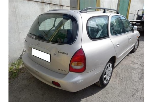 hyundai lantra familiar (rd) del año 2000