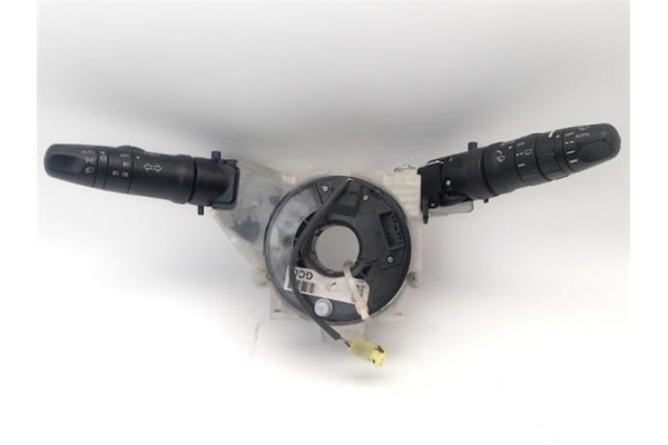 Recambio de mando intermitencia para nissan micra (k12e) 1.5 dci referencia OEM IAM   