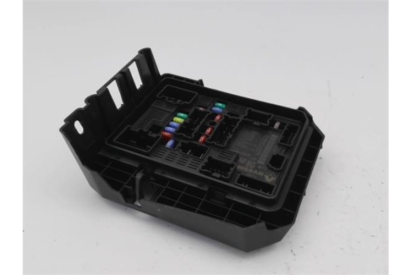 Recambio de caja fusibles/rele para renault clio v 1.0 business referencia OEM IAM 284B61704R 5AMJ15F14 