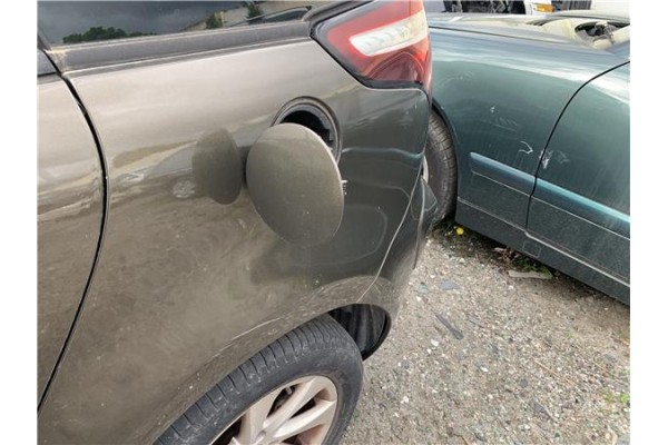 Recambio de tapa exterior combustible para citroen c4 picasso 1.6 hdi referencia OEM IAM 1517E4  