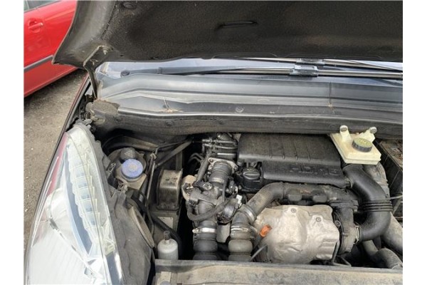 Recambio de torpedo para citroen c4 picasso 1.6 hdi referencia OEM IAM 8251GC 8251GA 