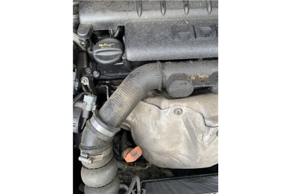 Recambio de tubo intercooler para citroen c4 picasso 1.6 hdi referencia OEM IAM 1440J8  