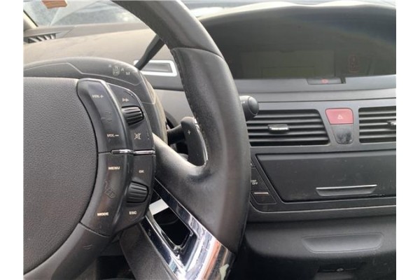 Recambio de volante para citroen c4 picasso 1.6 hdi referencia OEM IAM 4109HJ  