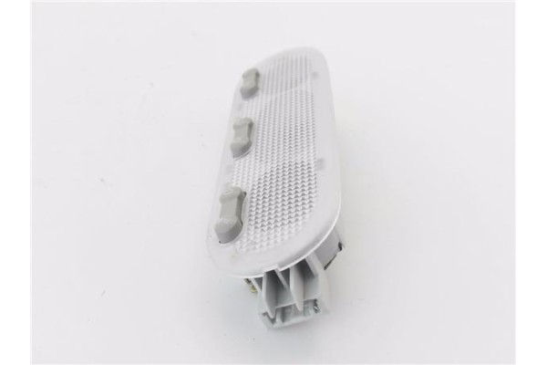 Recambio de luz trasero central techo para nissan qashqai (j10) 1.6 360 referencia OEM IAM 26430BC40B  