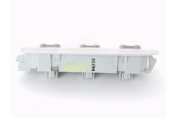 Recambio de luz trasero central techo para nissan qashqai (j10) 1.6 360 referencia OEM IAM 26430BC40B  