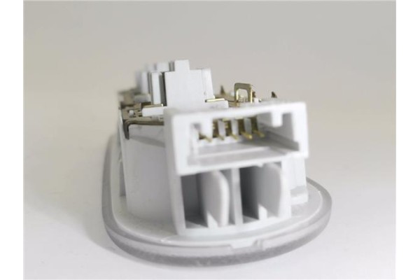 Recambio de luz trasero central techo para nissan qashqai (j10) 1.6 360 referencia OEM IAM 26430BC40B  