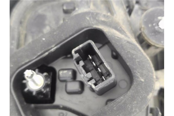 Recambio de piloto trasero derecho para ford c-max (cb7) 1.6 titanium referencia OEM IAM AM5113404BF 89502670 