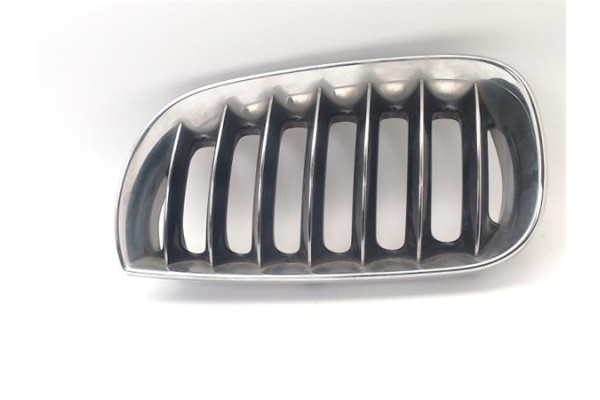 Recambio de rejilla paragolpes delantero izquierda para bmw serie x3 (e83) 3.0d referencia OEM IAM   