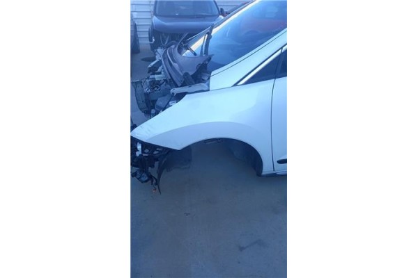 Recambio de aleta delantero izquierda para peugeot 3008 2.0 style referencia OEM IAM 7840W9  