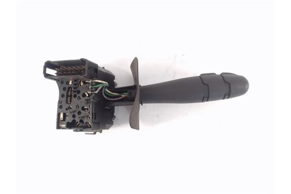 Recambio de mando intermitencia para renault clio ii fase ii (b/cb0) referencia OEM IAM   