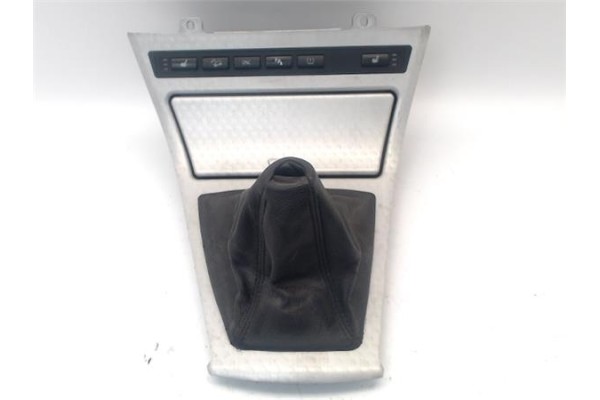 Recambio de embellecedor consola central para bmw serie x3 (e83) 3.0d referencia OEM IAM   