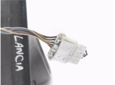 Recambio de retrovisor electrico derecho para lancia y 1.1 elefantino referencia OEM IAM E30152313  