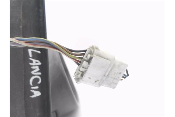 Recambio de retrovisor electrico derecho para lancia y 1.1 elefantino referencia OEM IAM E30152313  