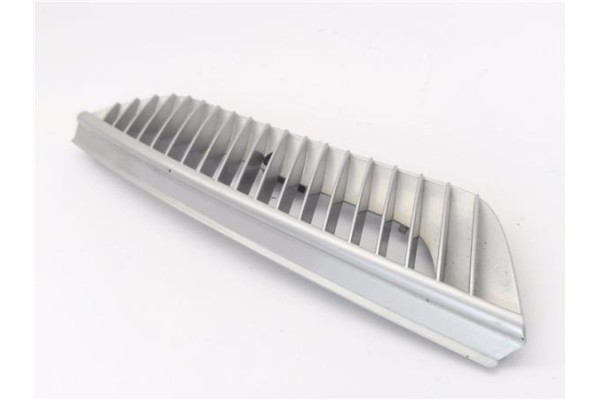 Recambio de rejilla capo para smart crossblade 0.6 crossblade referencia OEM IAM 0001696 DN12532 