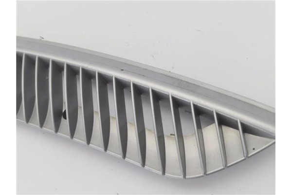 Recambio de rejilla capo para smart crossblade 0.6 crossblade referencia OEM IAM 0001696 DN12532 