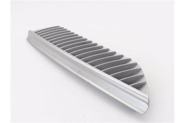 Recambio de rejilla capo para smart crossblade 0.6 crossblade referencia OEM IAM 0001694 DN12532 