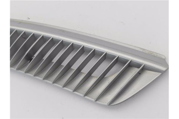 Recambio de rejilla capo para smart crossblade 0.6 crossblade referencia OEM IAM 0001694 DN12532 