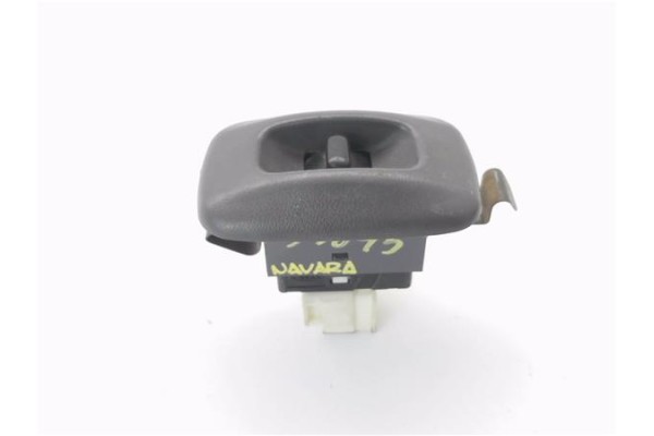 Recambio de mando elevalunas delantero izquierdo para nissan pickup (d22) 2.5 tdi referencia OEM IAM 829602S700  