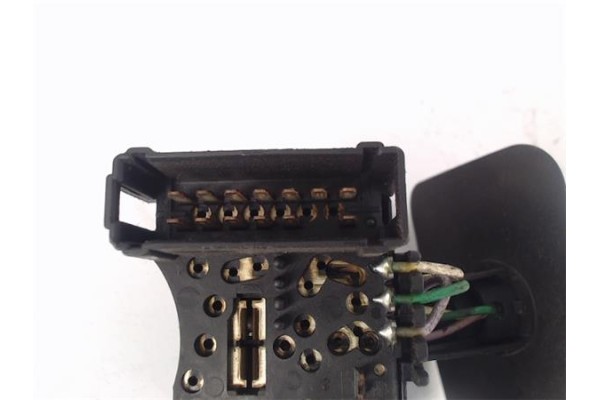 Recambio de mando intermitencia para renault clio ii fase ii (b/cb0) referencia OEM IAM   