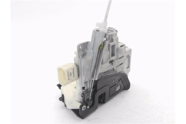 Recambio de cierre electromagnetico delantero derecho para audi a3 sportback (8pa) 2.0 tdi ambiente referencia OEM IAM 4F1837016