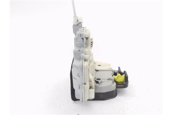 Recambio de cierre electromagnetico delantero derecho para audi a3 sportback (8pa) 2.0 tdi ambiente referencia OEM IAM 4F1837016