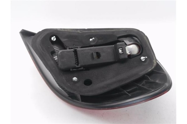 Recambio de piloto trasero izquierdo para mercedes-benz clase c (bm 203) sportcoupe 1.8 c 200 compressor (203.742) referencia OE