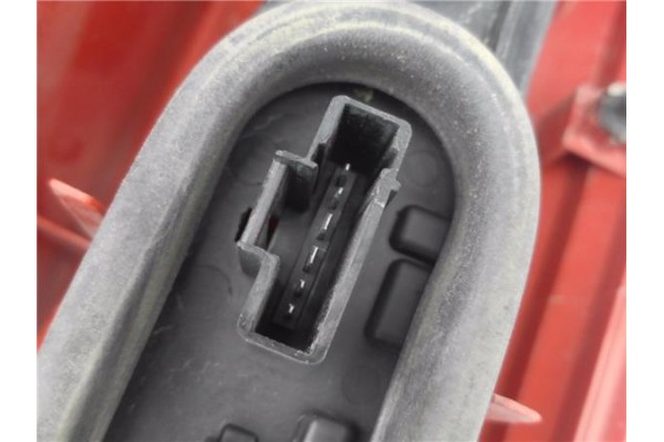 Recambio de piloto trasero izquierdo para citroen jumpy 2.0 hdi 125 fap 27 l1h1 fugón referencia OEM IAM 1400455980 6350AH 