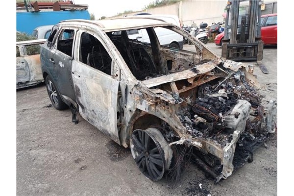 peugeot 3008 del año 2025