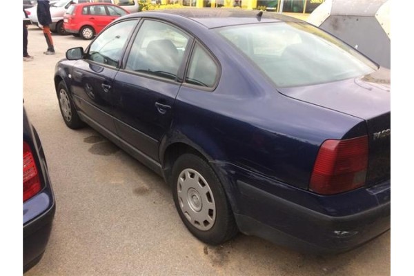volkswagen passat berlina (3b2) del año 2001