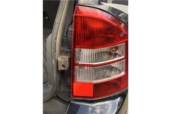 Recambio de piloto trasero derecho para jeep compass (mk) 2.0 sport referencia OEM IAM 05303882AG  