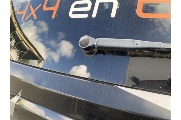 Recambio de motor limpiaparabrisas trasero para jeep compass (mk) 2.0 sport referencia OEM IAM 05116146AE  