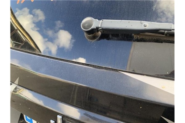 Recambio de motor limpiaparabrisas trasero para jeep compass (mk) 2.0 sport referencia OEM IAM 05116146AE  