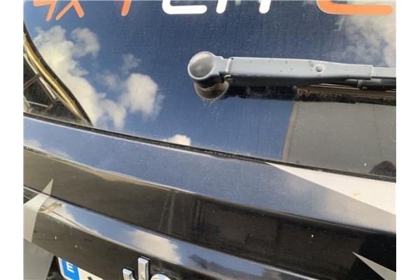 Recambio de motor limpiaparabrisas trasero para jeep compass (mk) 2.0 sport referencia OEM IAM 05116146AE  